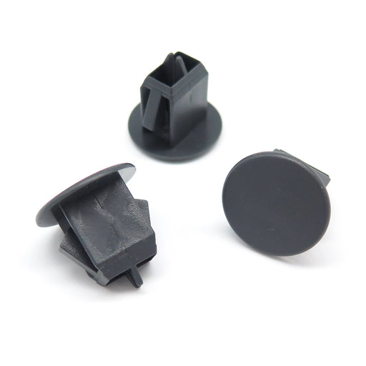 Grey Tailgate & Boot Hatch Lining Clips, Volvo 9468278 - VehicleClips