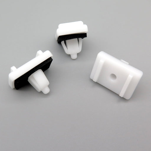 Side Skirt & Sill Moulding Clips, Hyundai 877582S000 - VehicleClips