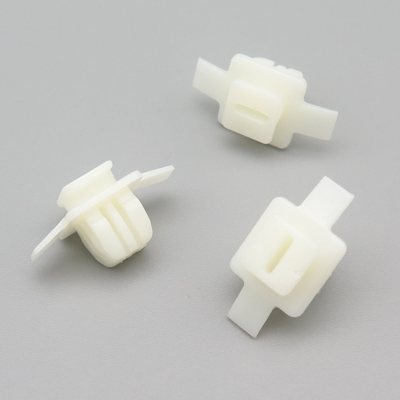 Wheel Arch Trim Clips / Flare Clips- Honda 91513-SMG-E11 — VehicleClips